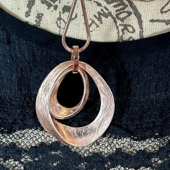 Gold Waterdrop Brushed Pendant on a Gold Rope Chain - Picture 5 of 13